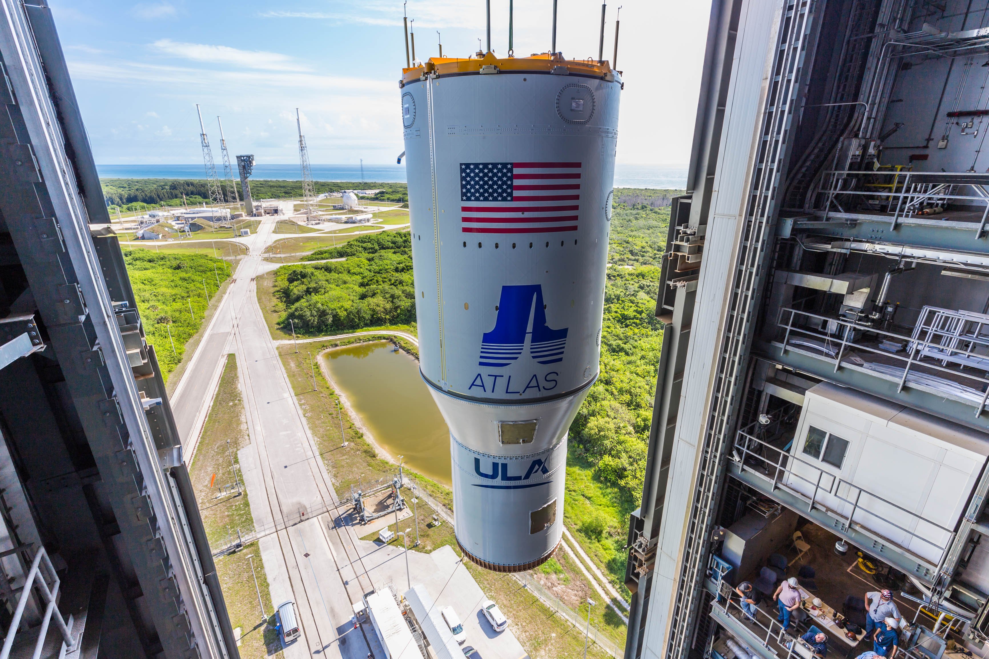 The OVI stack is raised into the VIF. Photo by United Launch Alliance